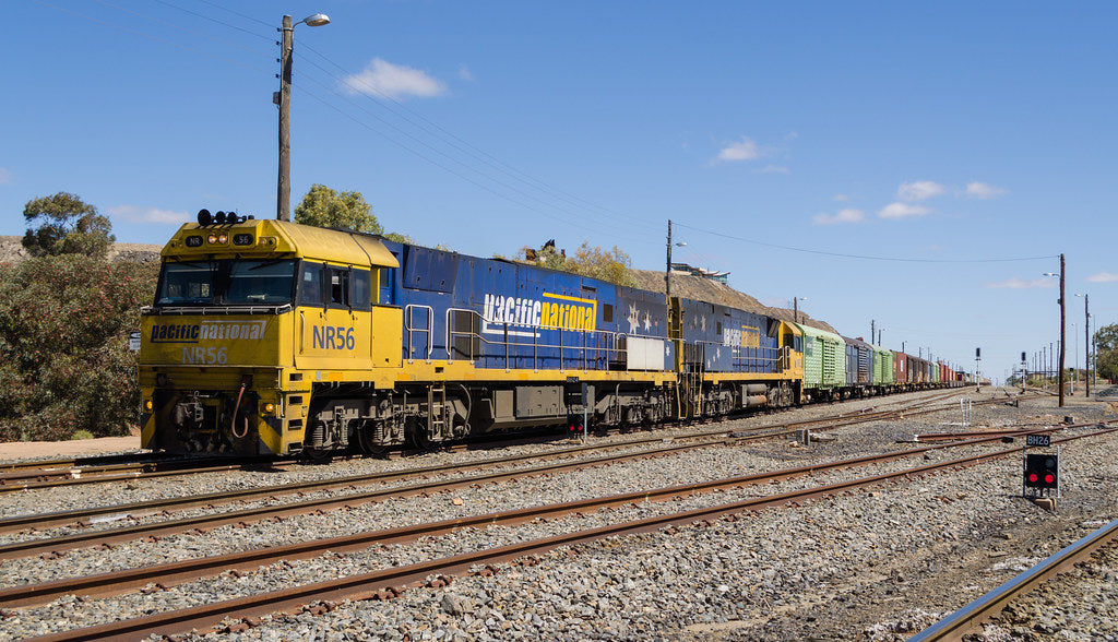 Electric 12V Train Horn vs Battery-Powered Train Horn: Which Is Actually Louder?