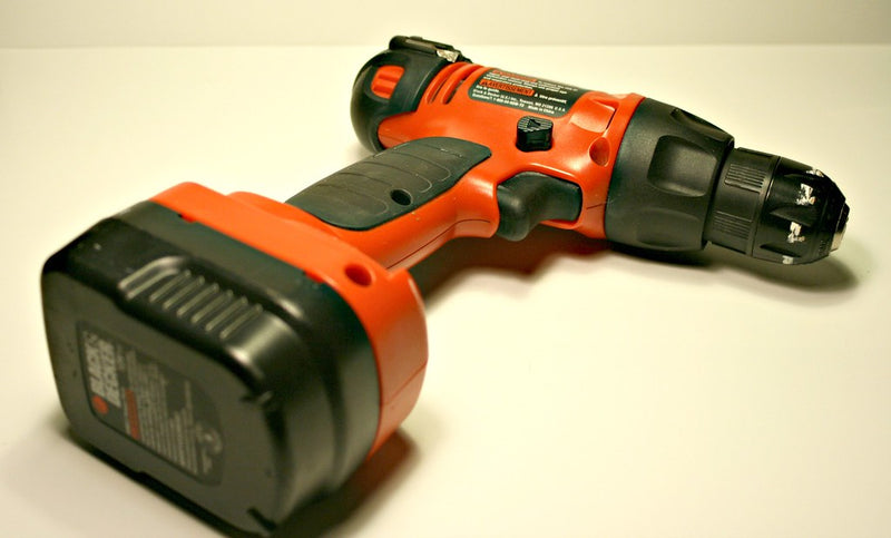 Will a Train Horn Run on a Makita® 40V XGT Battery? XGT vs LXT and the Adapter Reality