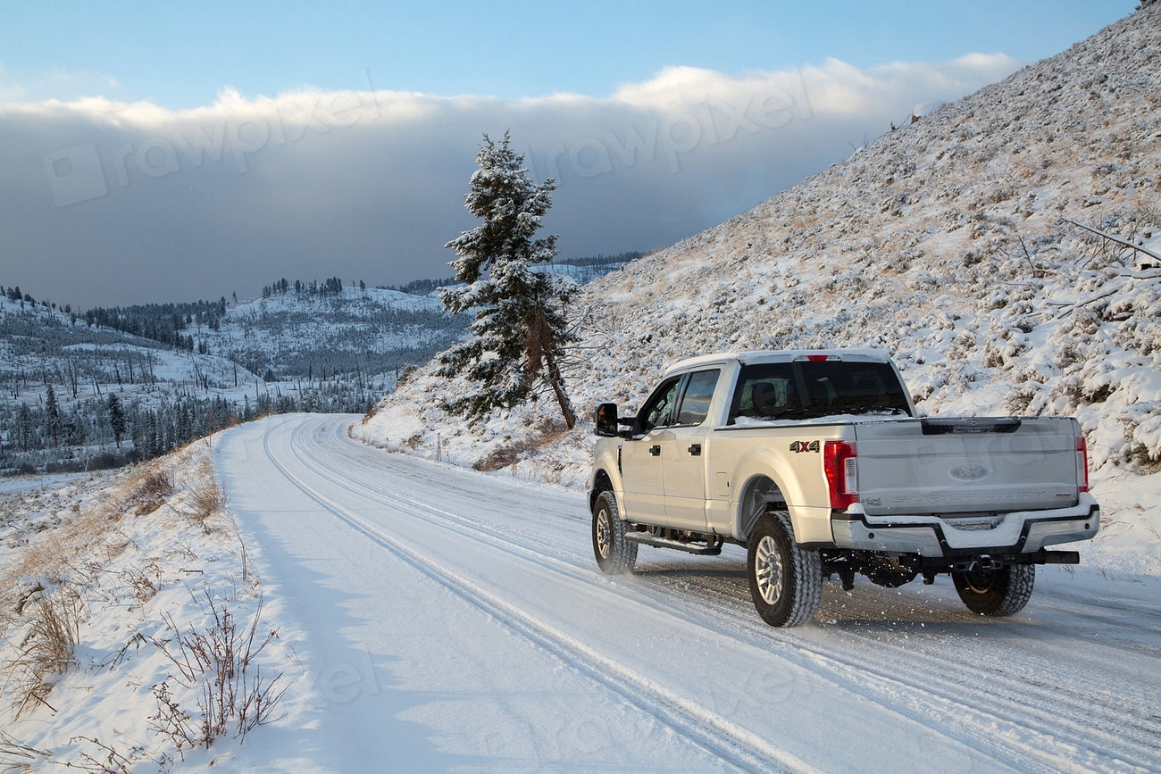Battery Train Horns in Cold Weather — Lithium Performance, Winter Use, and Storage