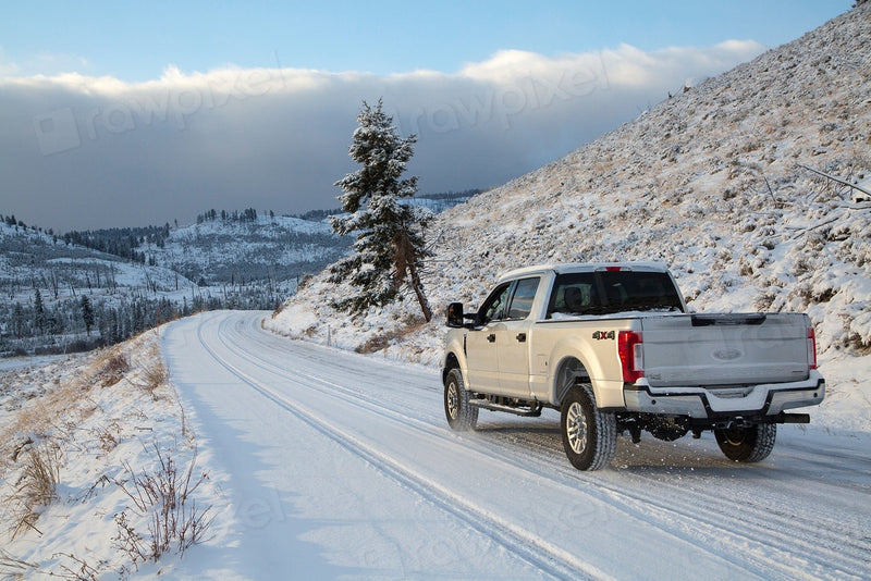 Battery Train Horns in Cold Weather — Lithium Performance, Winter Use, and Storage